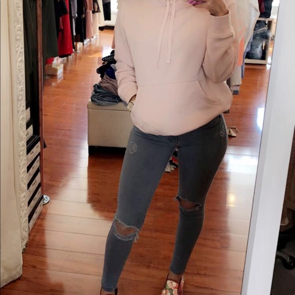 American Eagle Outfitters Denim - American eagle grey jeans!!